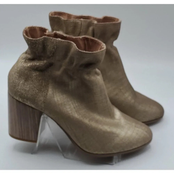 KELSI DAGGER BROOKLYN Women's Wicked Metallic Gold Fabric Fashion Boot Size 7.5 - Picture 3 of 9